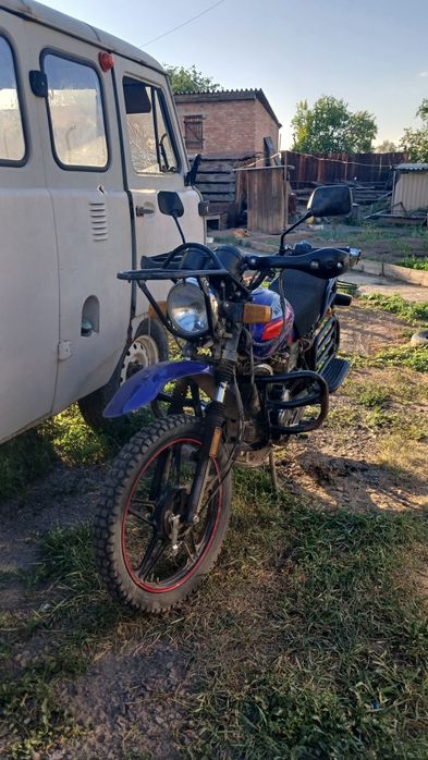 Мотоцикл кулагер 200 кубов