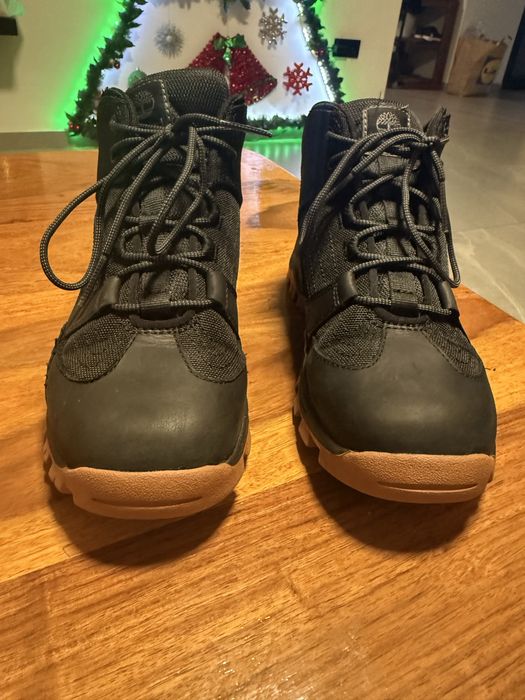 Ghete Timberland noi marine 36