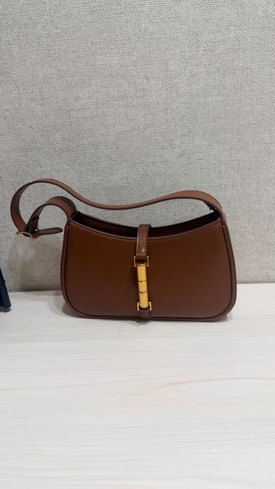 Сумка Charles & Kieth. Оригинал