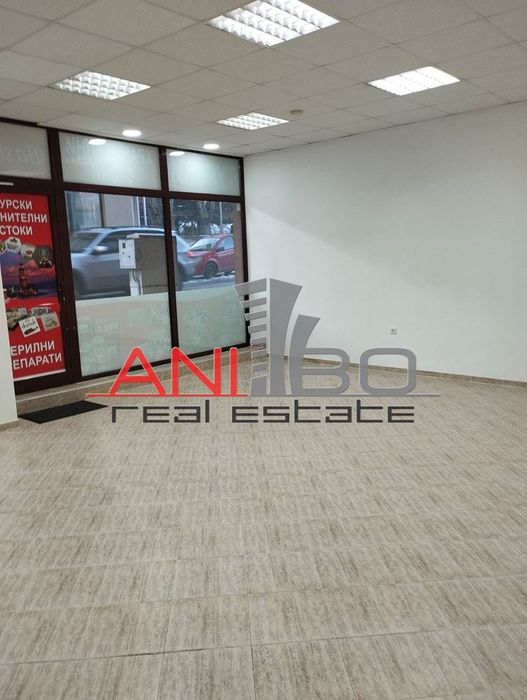 Магазин в Варна-Левски площ 75 цена 2999