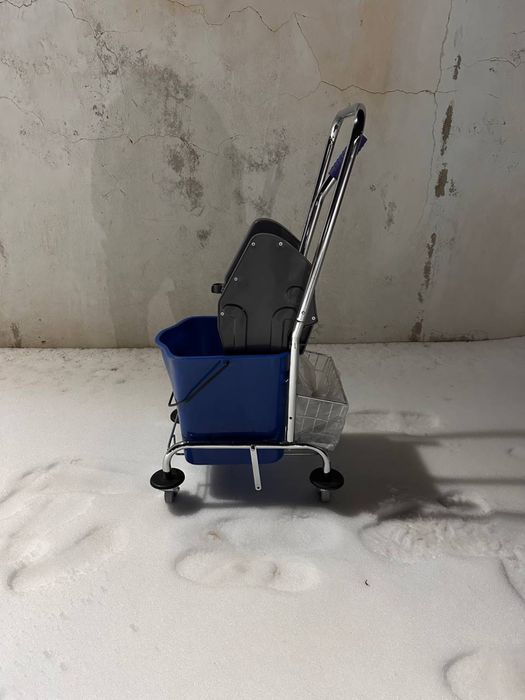 Продается тележка уборочная одноведерная!