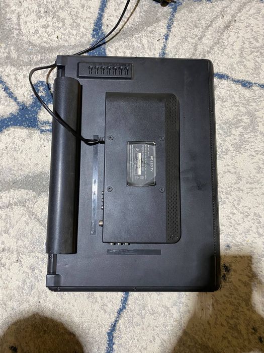 Телевизер большой и маленкий