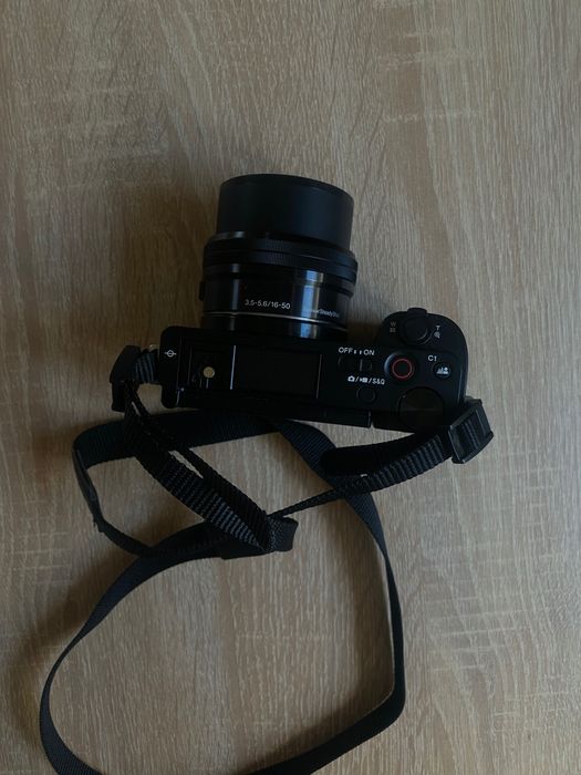 Cameră Sony ZV-E10