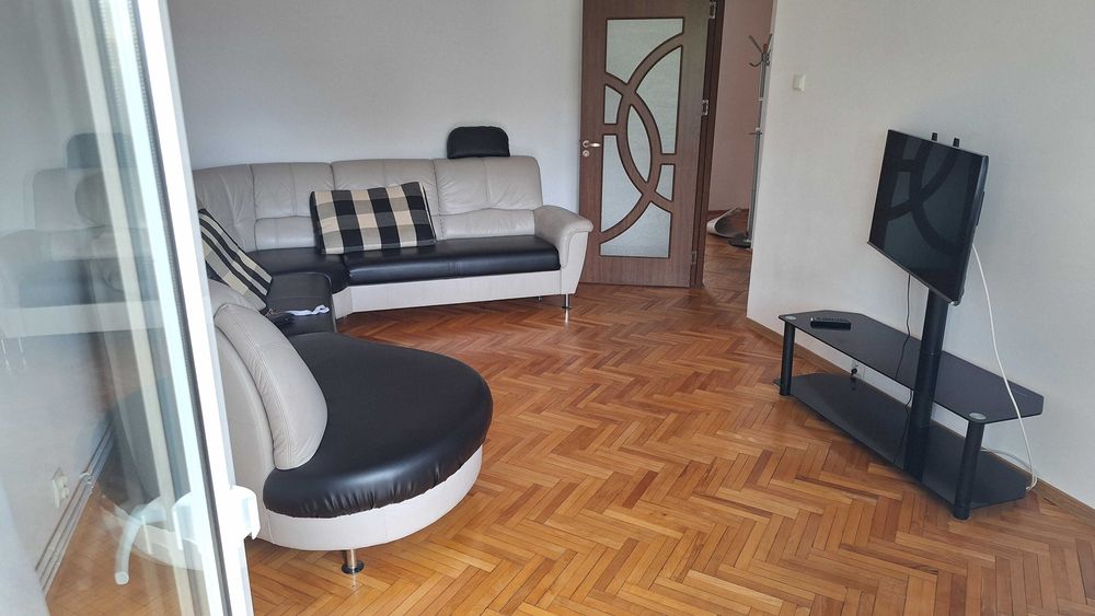 Inchiriez apartament 4 cam Titulescu
