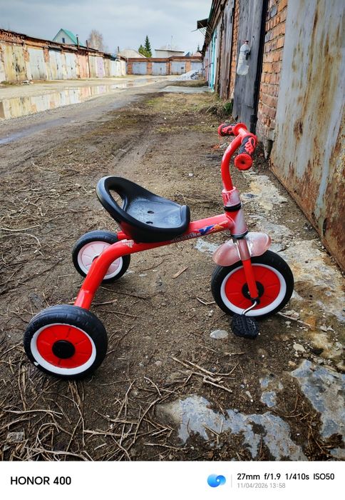 Детский трехколесный велосипед