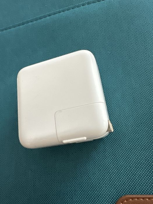 адаптери за Apple