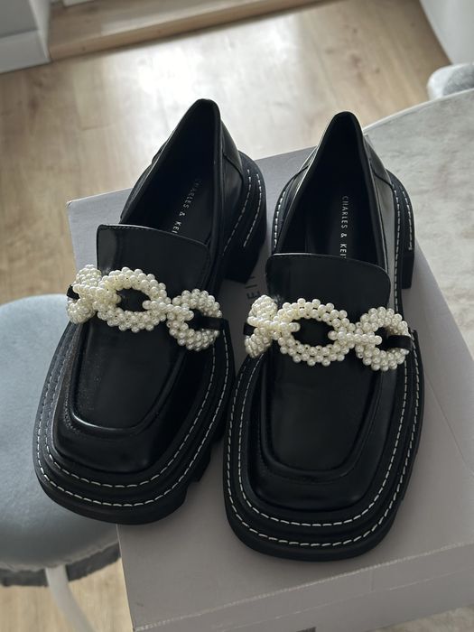 Лоферы Charles & Keith