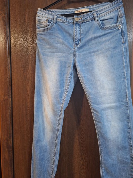 Сет от кожено яке и дънки