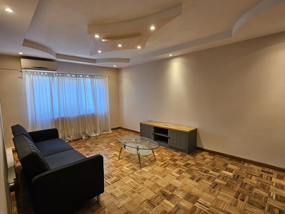 Închiriez apartament 3 camere m11