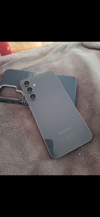 Samsung(самсунг) S23 FE 8/128гб идеал