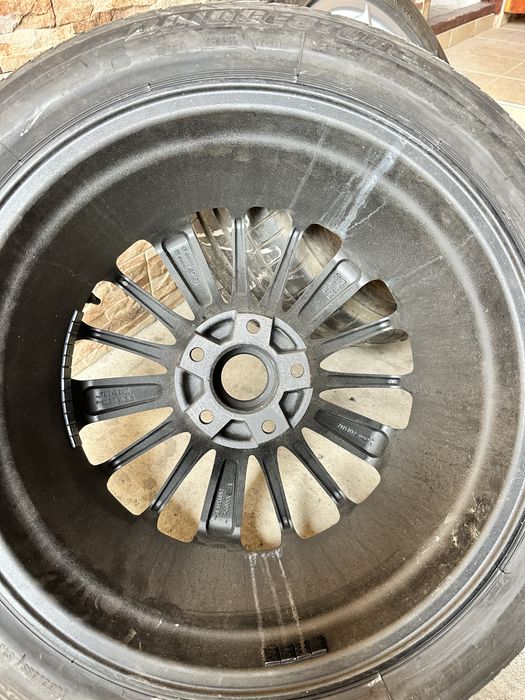 Roti Tomason compatibile Bmw F10,F11,Seria6 F12,F13,Seria7,245/45/18