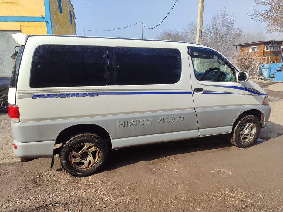 Продам микроавтобус Тойота Региус