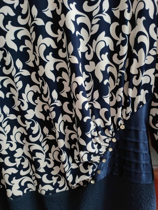 Платье синее б/у