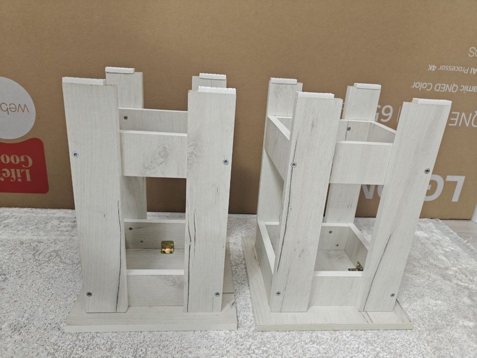 Табуретки белые 2 шт.