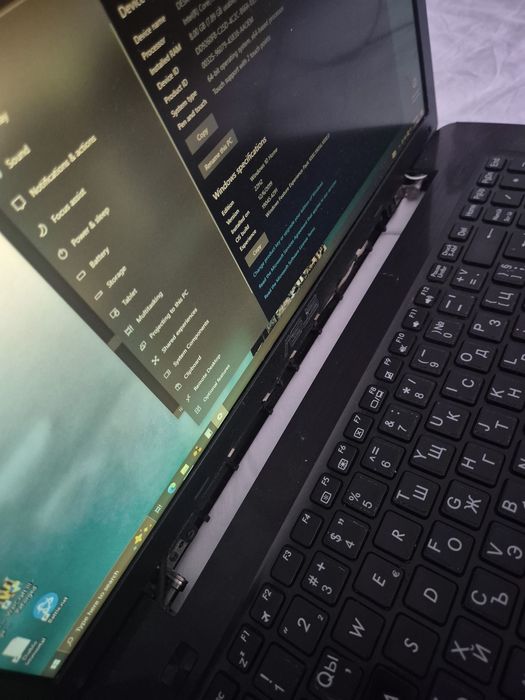 Asus Лаптоп използван