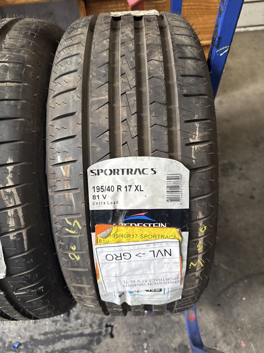 195/40/17 Vredestein 81V