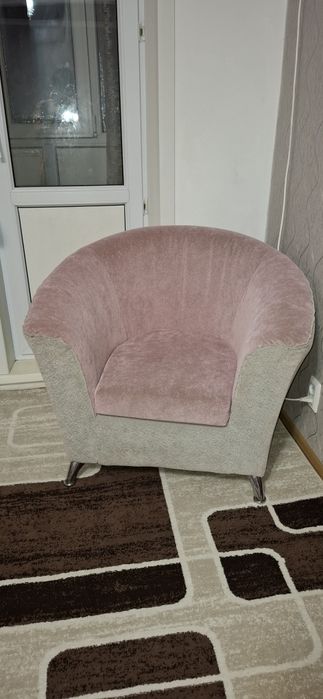 Продаются два кресла