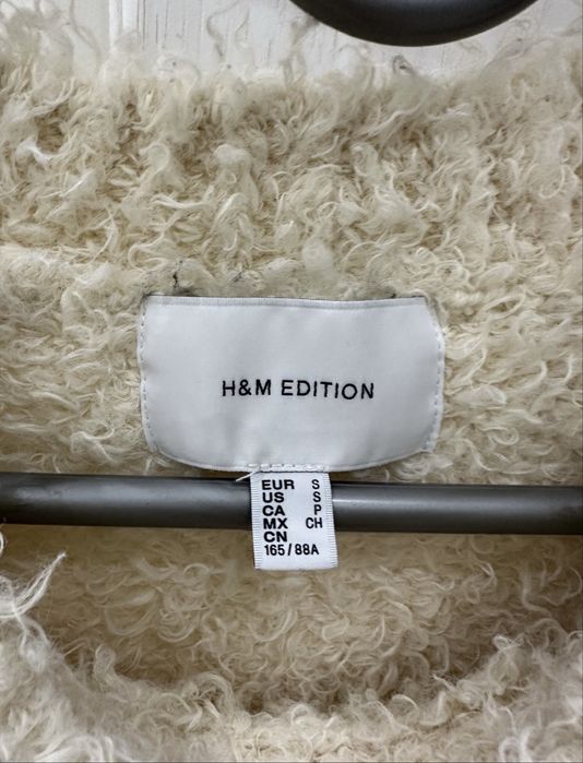 Юбка Mango джинсовая, кофта HM пушистая