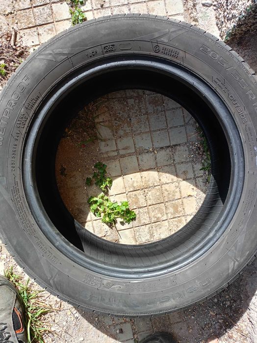 Гуми летни 205/55/16 Nokian