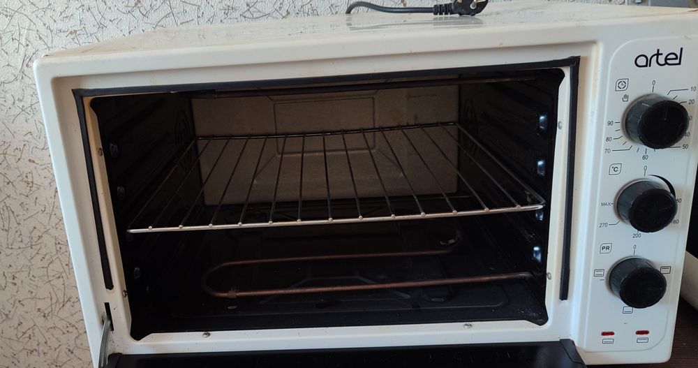 Продаю печку требуется ремонт