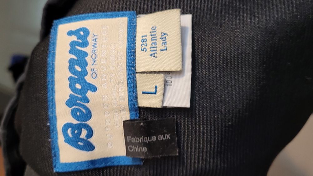 Дамски неопренови якета Bergans