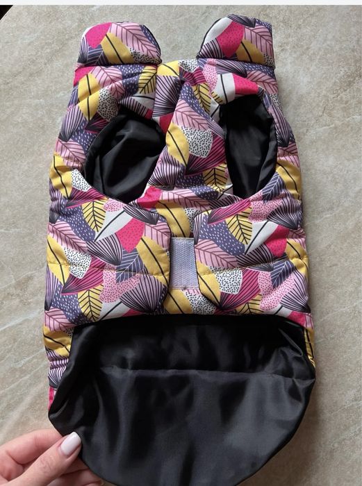 Дрехи за куче - яке, дъждобран и елек