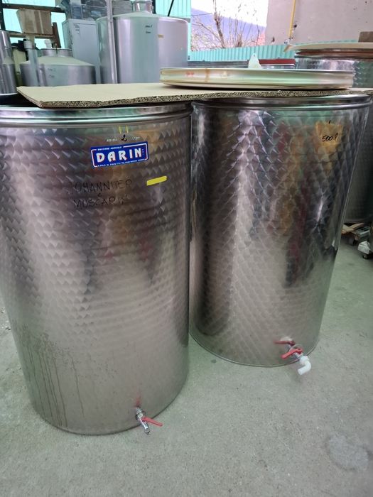 Butoi inox 500 l pentru vin