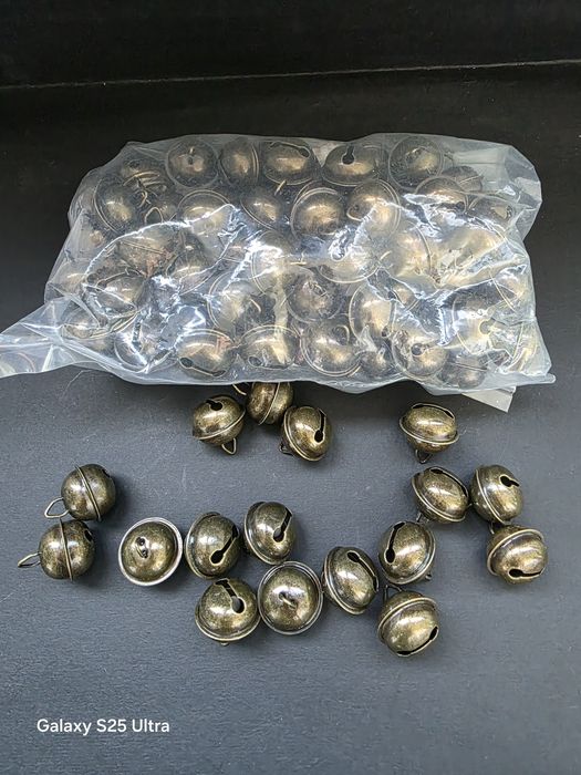 Set 100 clopoței