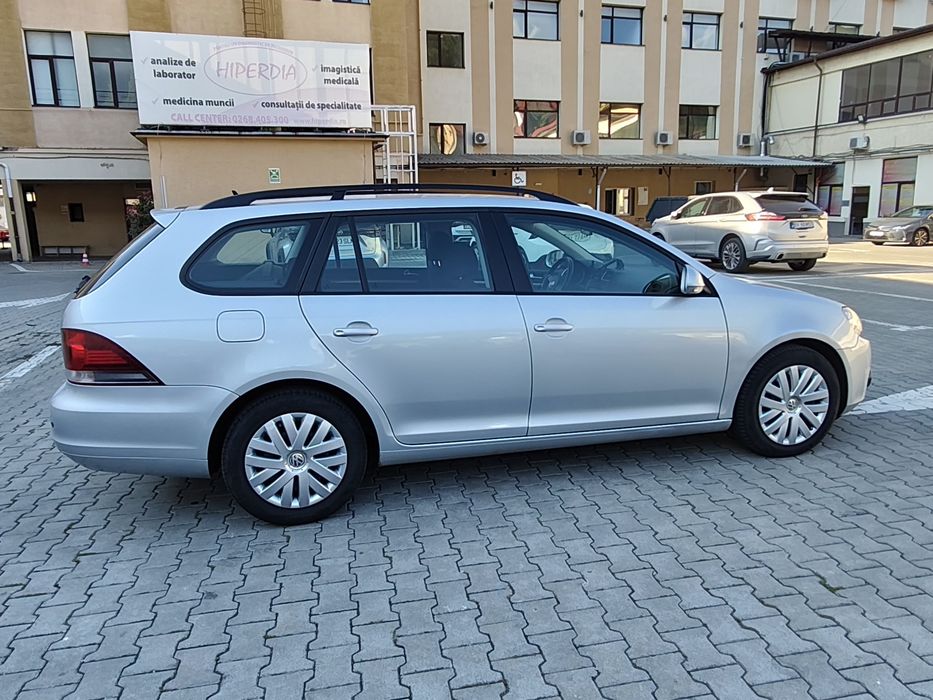 VOLKSWAGEN Golf 2011 — imagine 4
