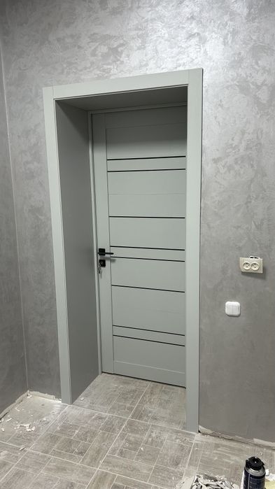 Установка межкомнатных дверей