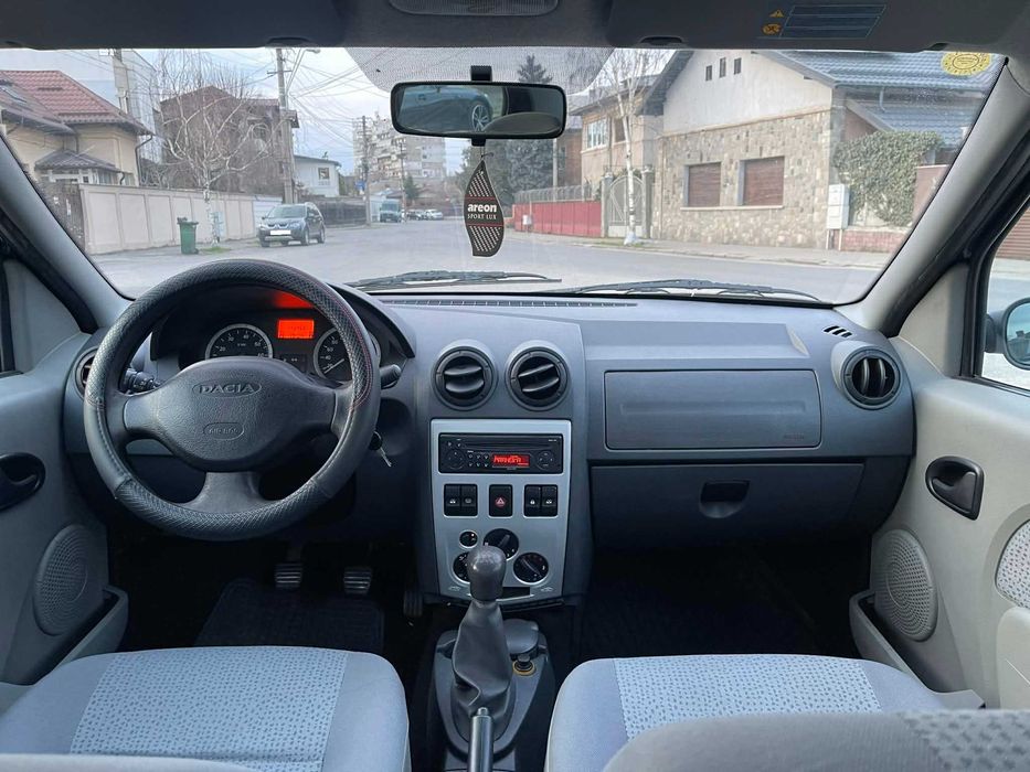 Dacia Logan 1.6 benzina 143.000 km dotari full