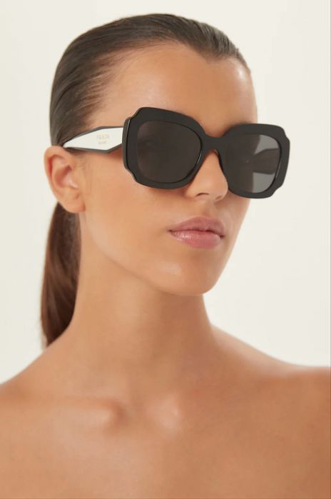 Оригинални слънчеви очила Prada