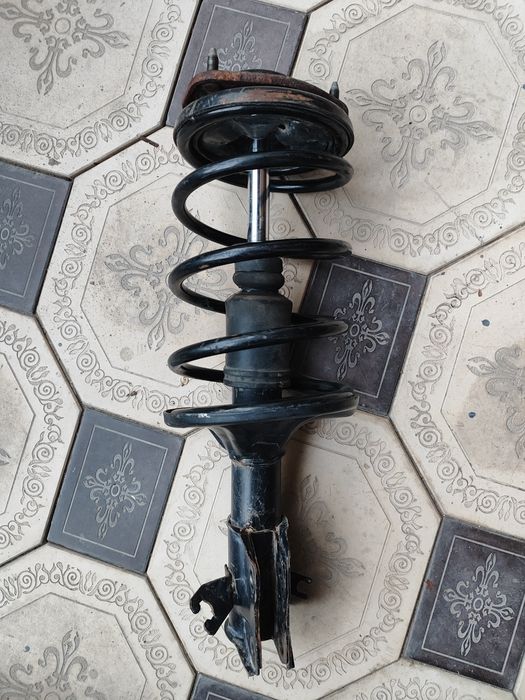 Спейс стар 2001 на запчасти