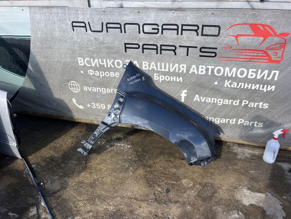 3 броя ляв и 1 брой десен калник Dacia Duster 2 (2017-2024)