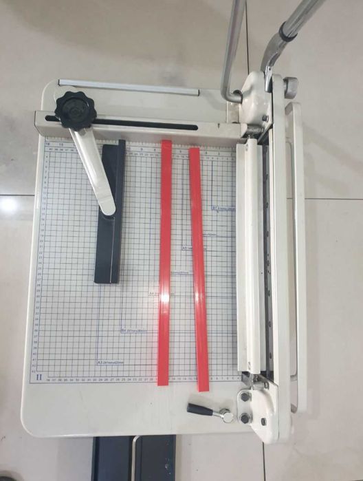 Резак для бумаги/ qog'oz kesuvchi uskuna/ paper cutter YG868 A3/ rizak