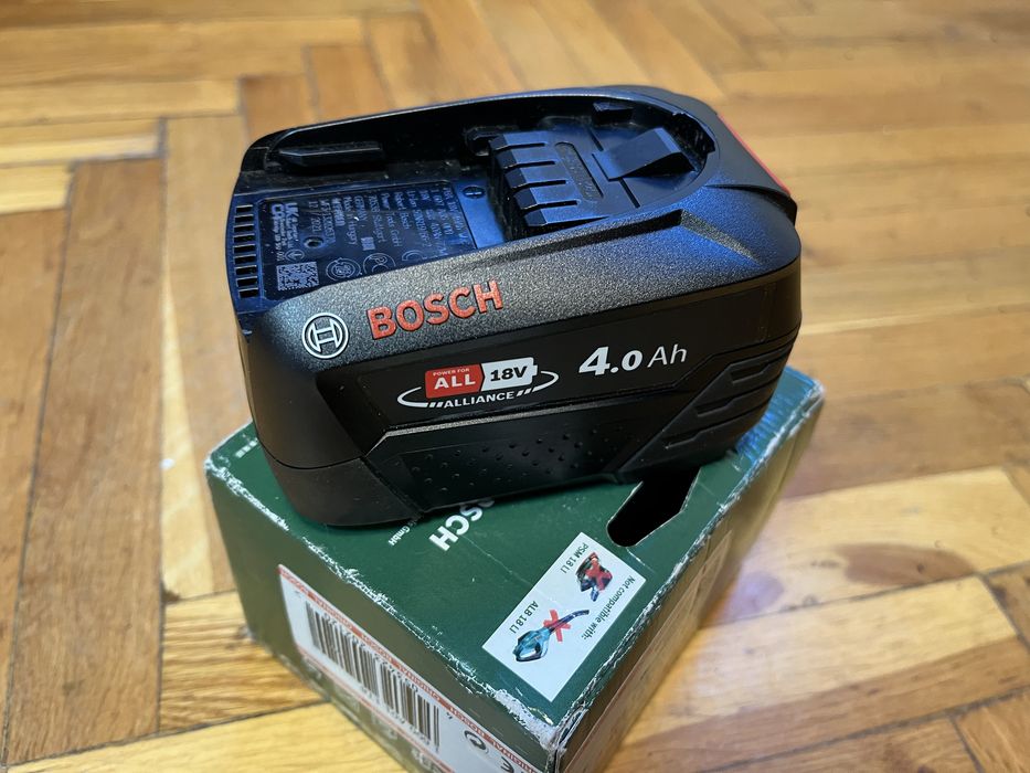 AcumulatorAspiratorSau alteEletr.Bosch-Energy4all, 4Ah, nou, original.