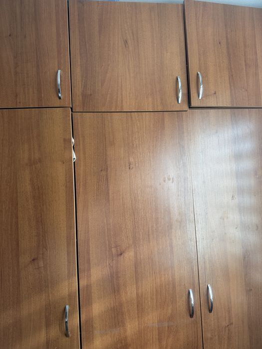 Продам шкаф для одежды