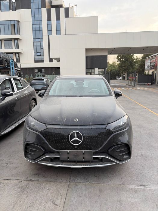 Mercedes eqe 500