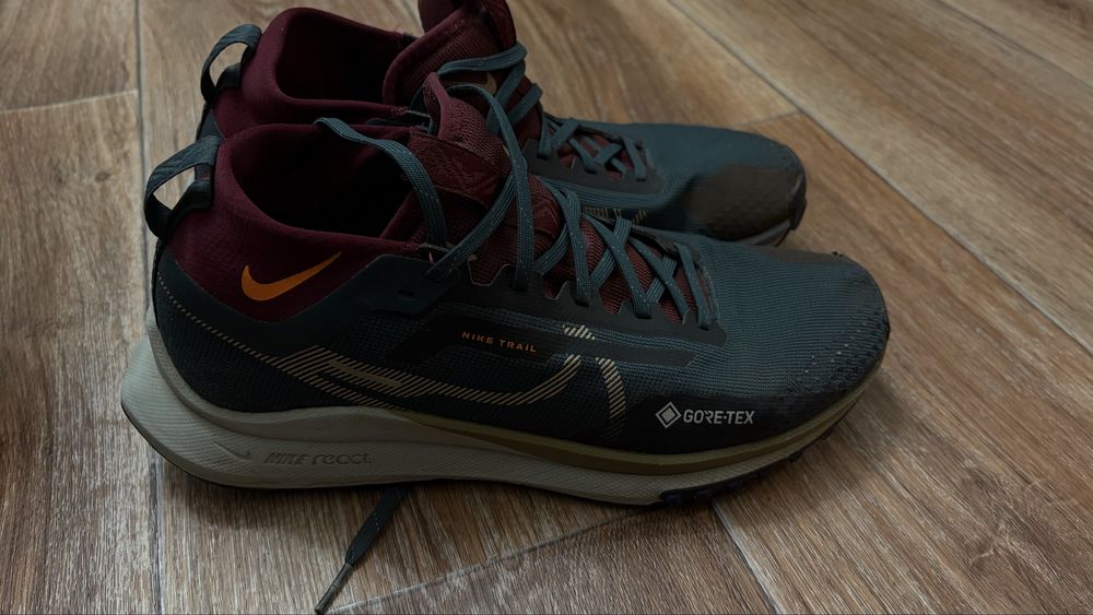 Кроссовки беговые трейл Nike Goretex