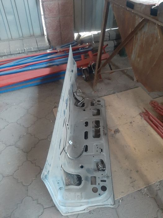 Крышка багажника на BMW 5 (E34)/БМВ 5 (Е34)
