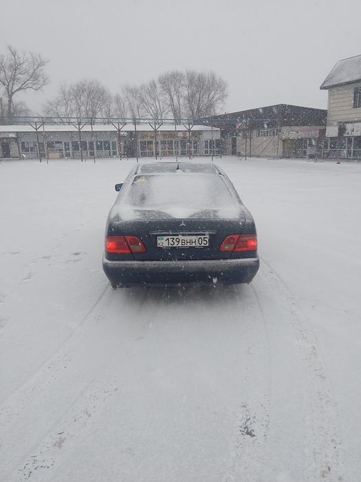 Продам или обмен на семиместную машину