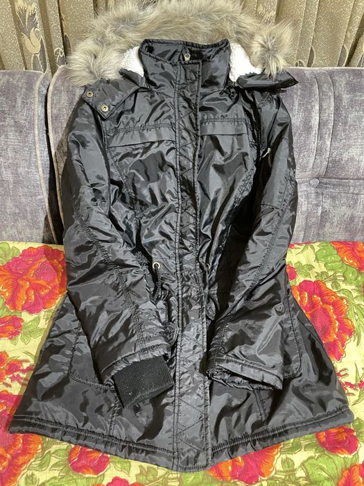 Куртка в хорошем состоянии