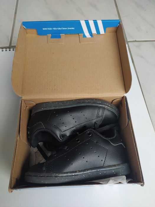 Детски кожени Маратонки Adidas 22 номер