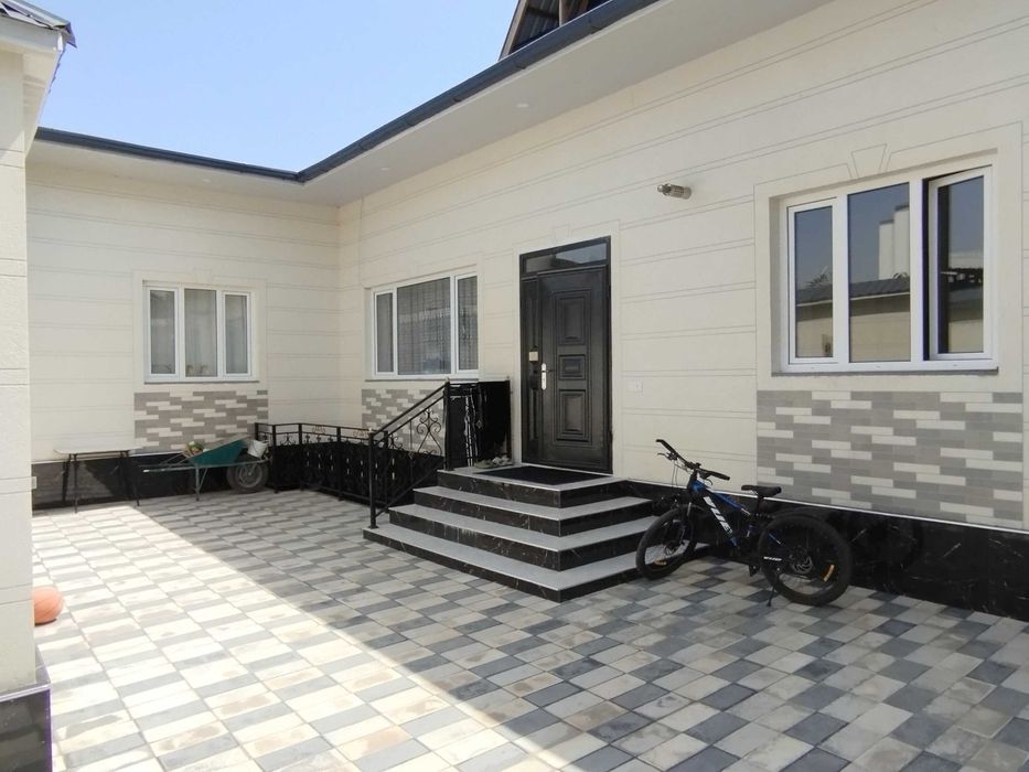 Участок 2,7 сотки Яшнабад махалля Олмос 4 комнаты КС