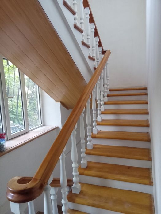 Реставратсия Двери кухния ленится мебели