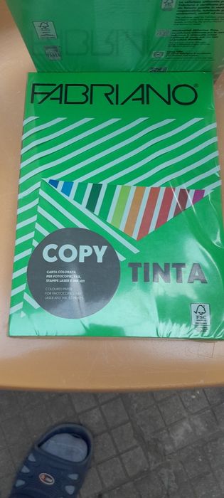 Цветна копирна хартия