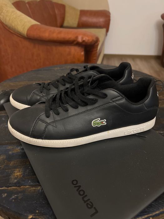 Lacoste 45 ,purtați de 3-4 ori dar sunt ca și noi