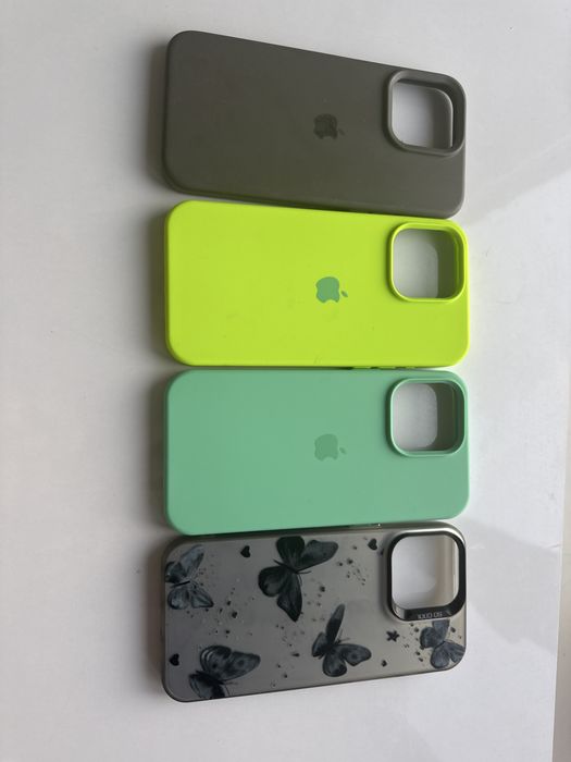 Чехлы на телефон