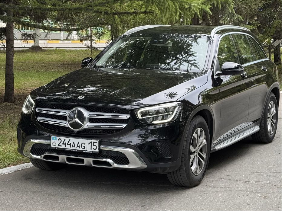 Mercedes GLC220d  год
