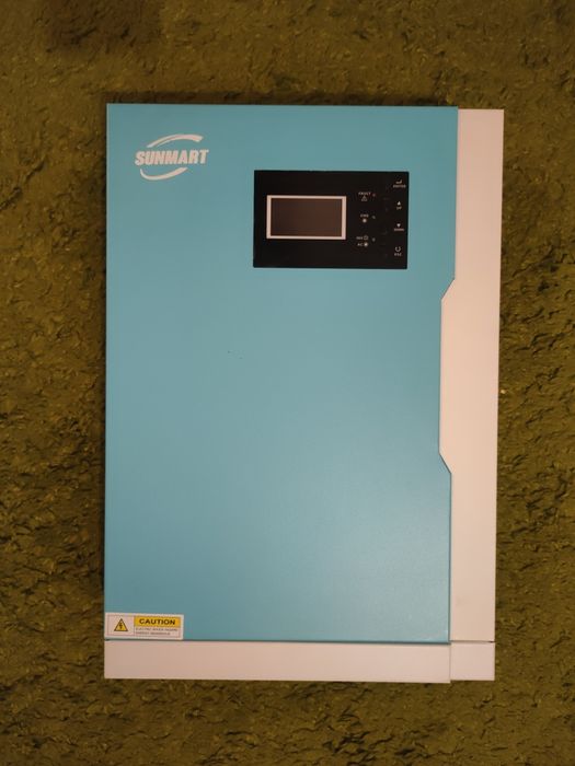 Invertoare  24V 3.5 kw Sun Mart si 48V EaSun 6.2 kw. Noi.Trimit in tar